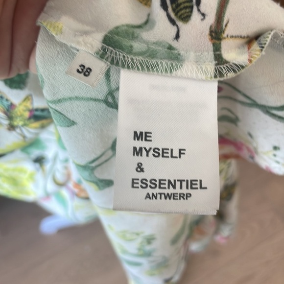 Essentiel Antwerp Botanical Dress with medi sleeves - Picture 10 of 10